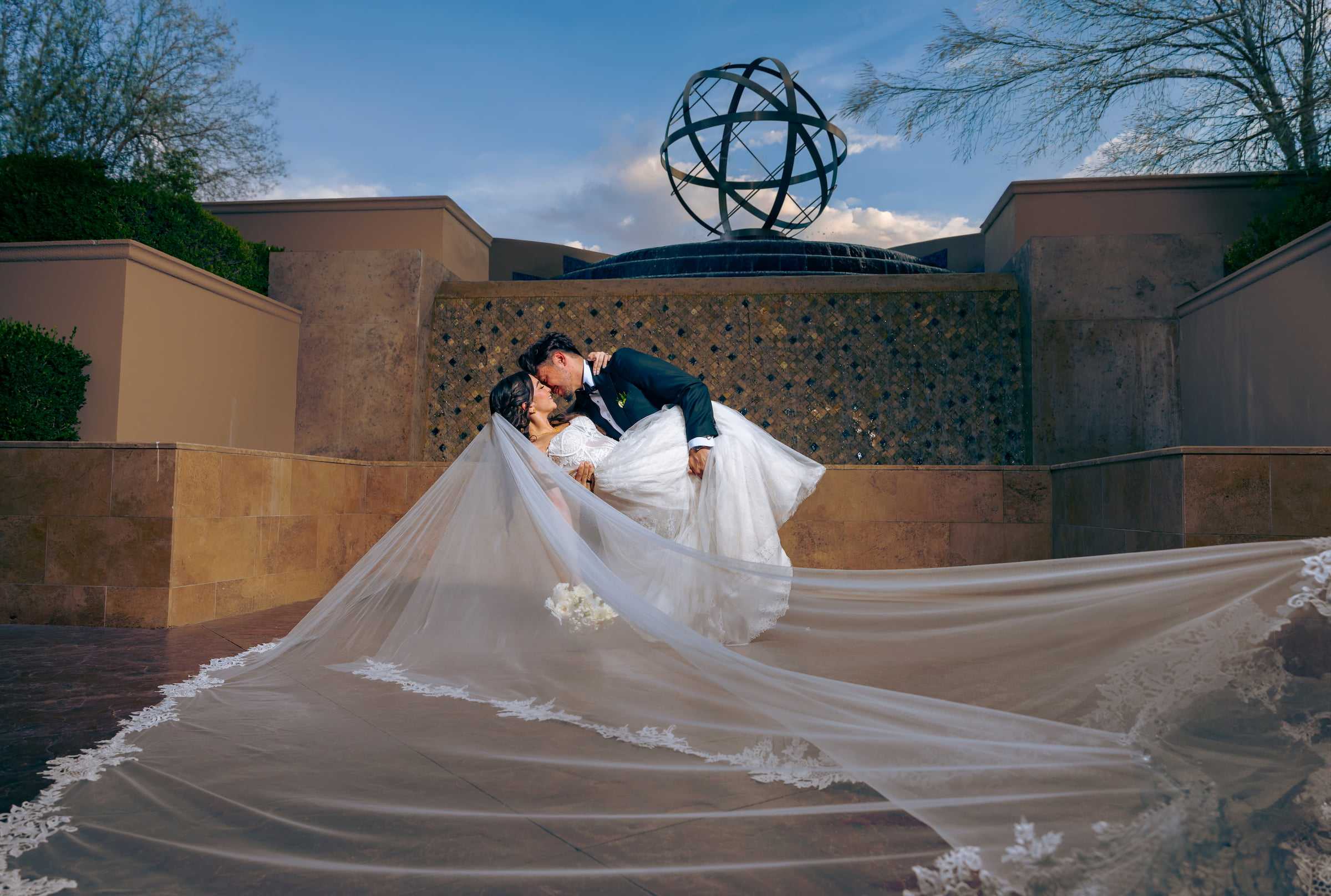 Best Las Vegas Wedding Photographers